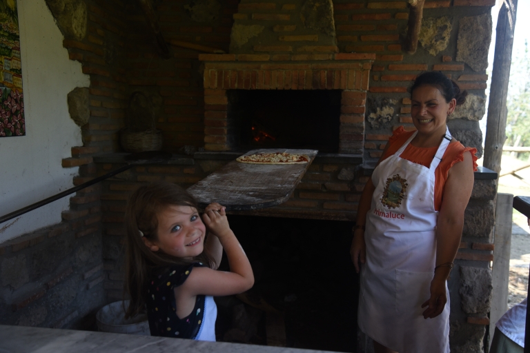 Sorrento: Wycieczka po farmie z degustacją sera i klasą robienia pizzySorrento: wycieczka po farmie, pokaz sera i szkoła pizzy