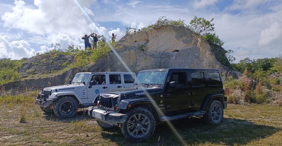 Cozumel: 5-Hour Private Caves and Ruins Tour with Lunch