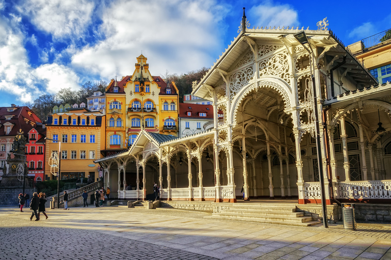 Prag: Private Carlsbad und Moser Kristallfabrik Tour