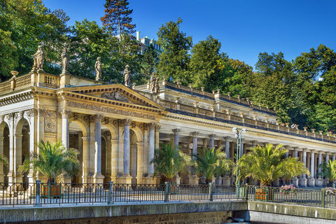 Da Praga: tour privato di Karlovy Vary e della fabbrica di cristalli