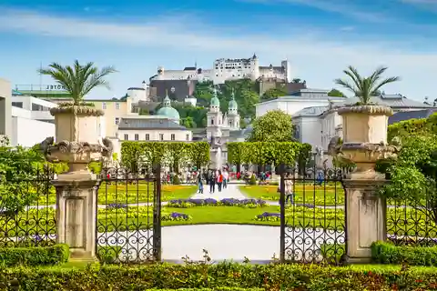 De Viena: viagem de um dia para grupos pequenos em Salzburgo