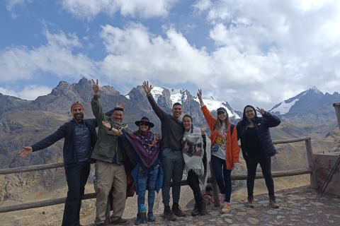 Au départ de Cusco : Excursion guidée d'une journée à la montagne Arc-en-ciel avec repas4:00 AM Départ