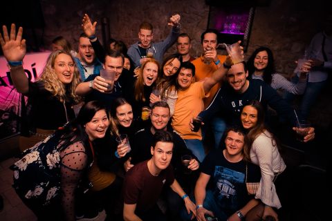 Krakow: Alternative Pub Crawl Tour with Free Shots