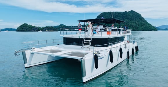Langkawi Sunset Cruise: Standard with Dinner & Open Bar