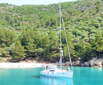 Wyspa Thassos: całodzienny rejs z piwem i przekąskami