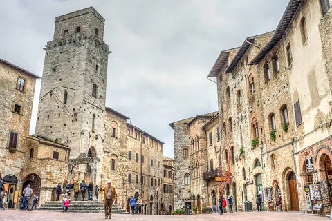 From Livorno: Siena and San Gimignano Guided Day Trip