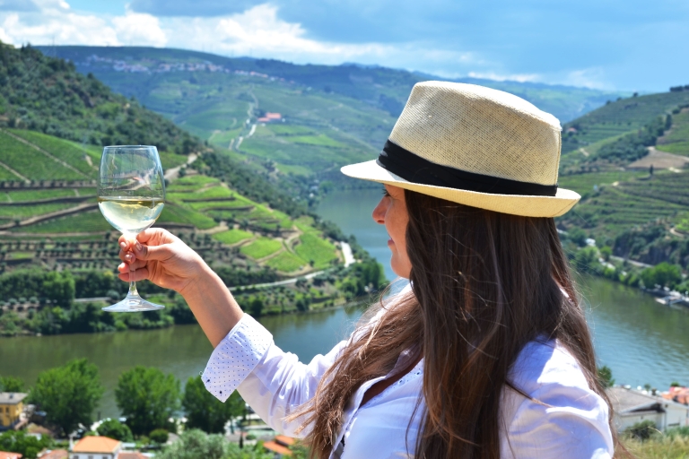Porto: privé wijnproeverij van een hele dag door de Douro-vallei