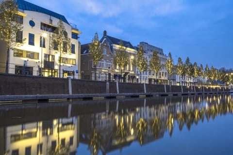 Breda: Sherlock Holmes Juego de ciudad para Smartphone App