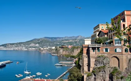 Neapel: Ganztägige Sorrent, Positano und Amalfi Tour