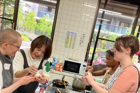 【Nagoya】Platos caseros japoneses ～Ichiju sansai～