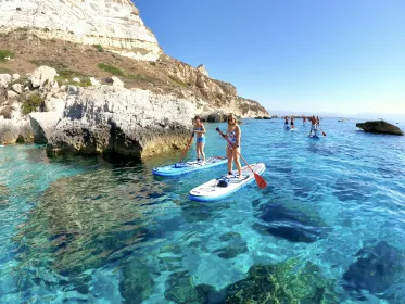 Cagliari: Stand Up Paddleboarding (SUP) Tour & Schnorcheln