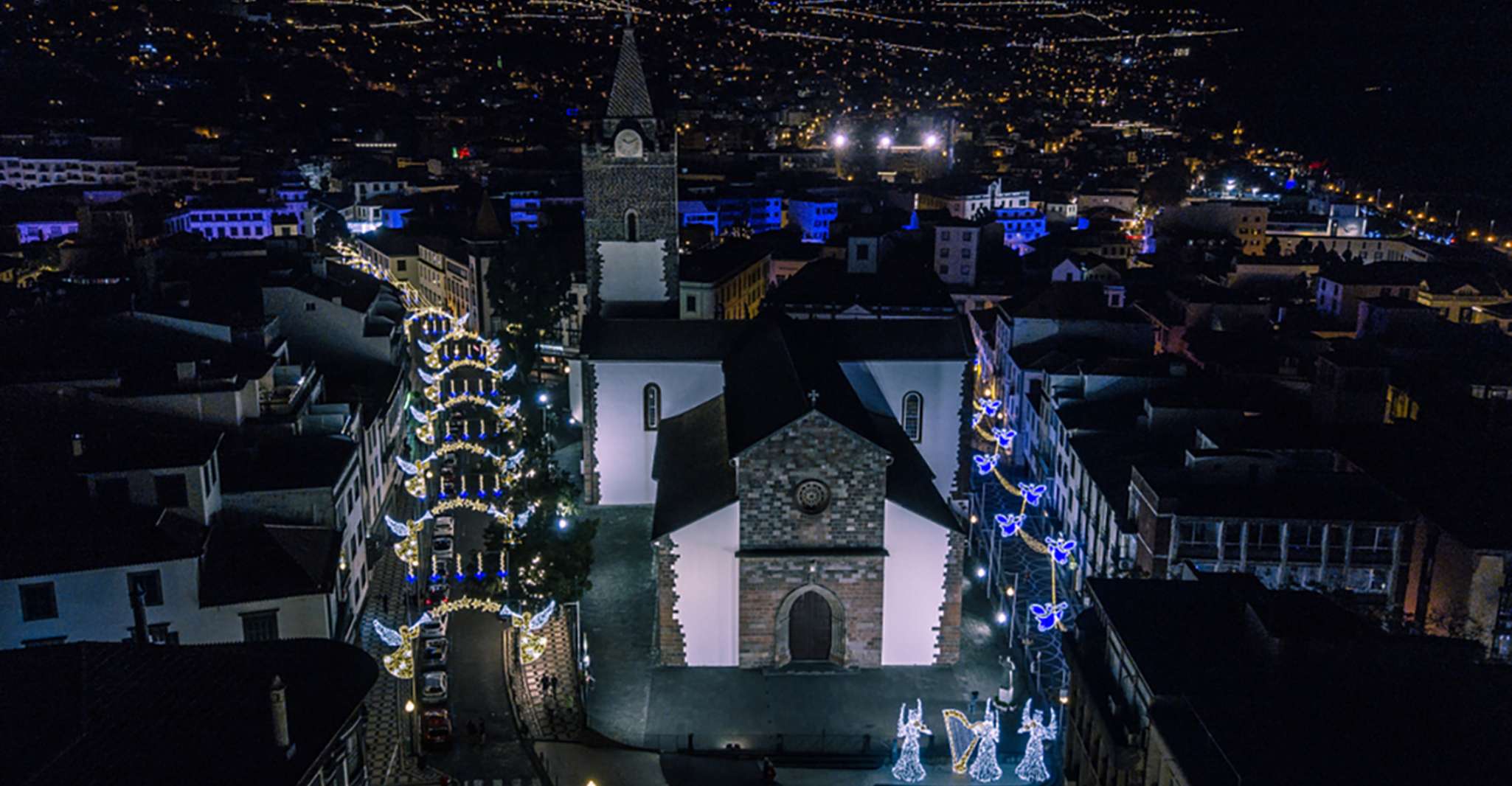 Funchal, Weihnachtsbeleuchtung geführt Tuk-Tuk Tour - Hizvo