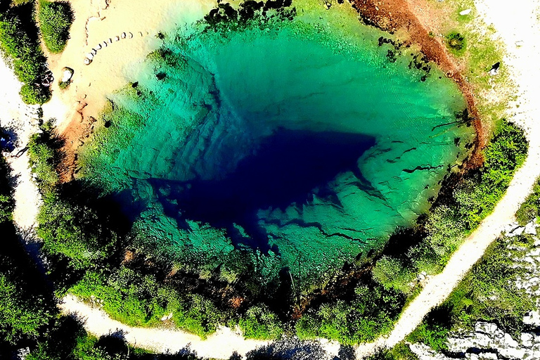 "The Eye Of The Earth" avec dégustation de vinsVisite guidée en anglais