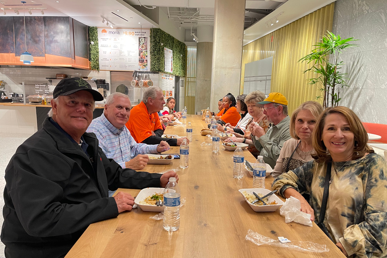 Astroville Food Tour door Downtown Houston met toegang tot de tunnelAstroville Food Tour door het centrum van Houston met toegang tot de tunnel