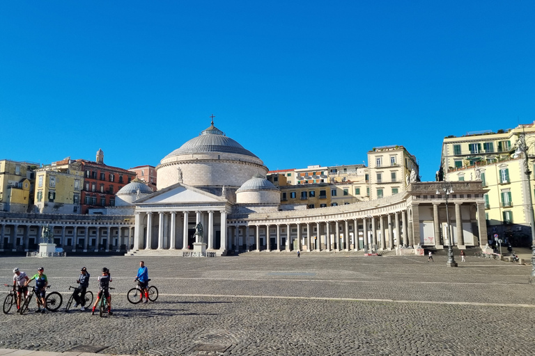 Naples : Visite guidée à pied des monuments de la ville