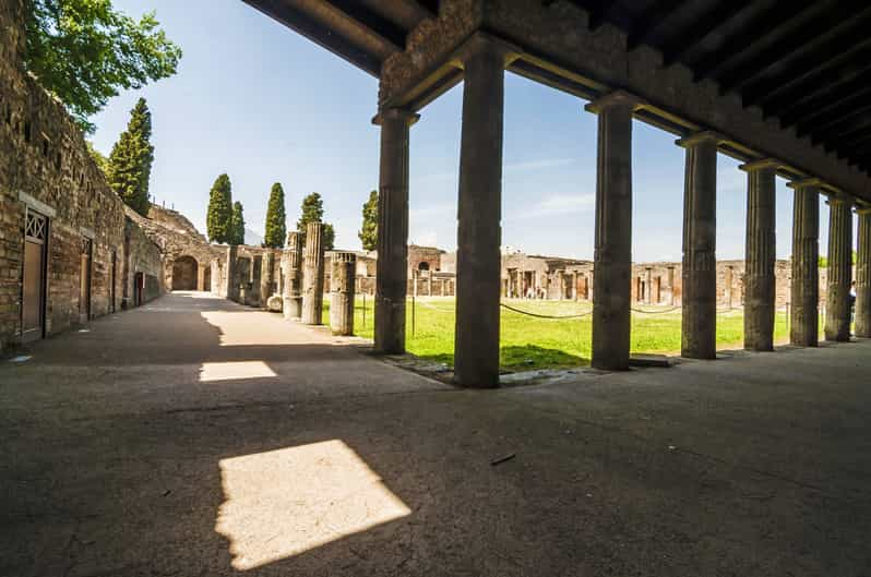 From Rome: Pompeii And Sorrento Day Trip With Guided Tour 