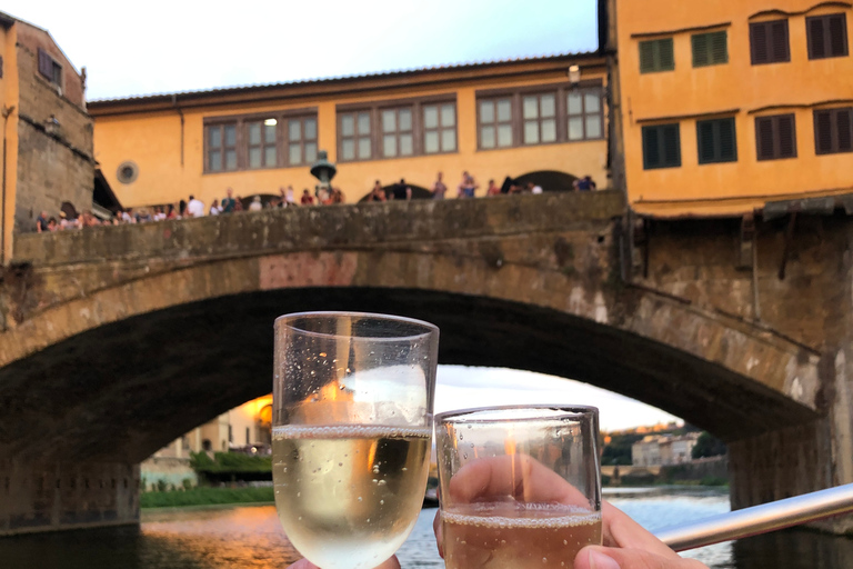 Florence: Private Boat Tour with Wine