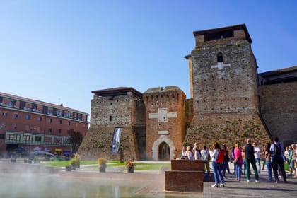 Rimini, Guided Walking Tour of the Historic City Center - Housity