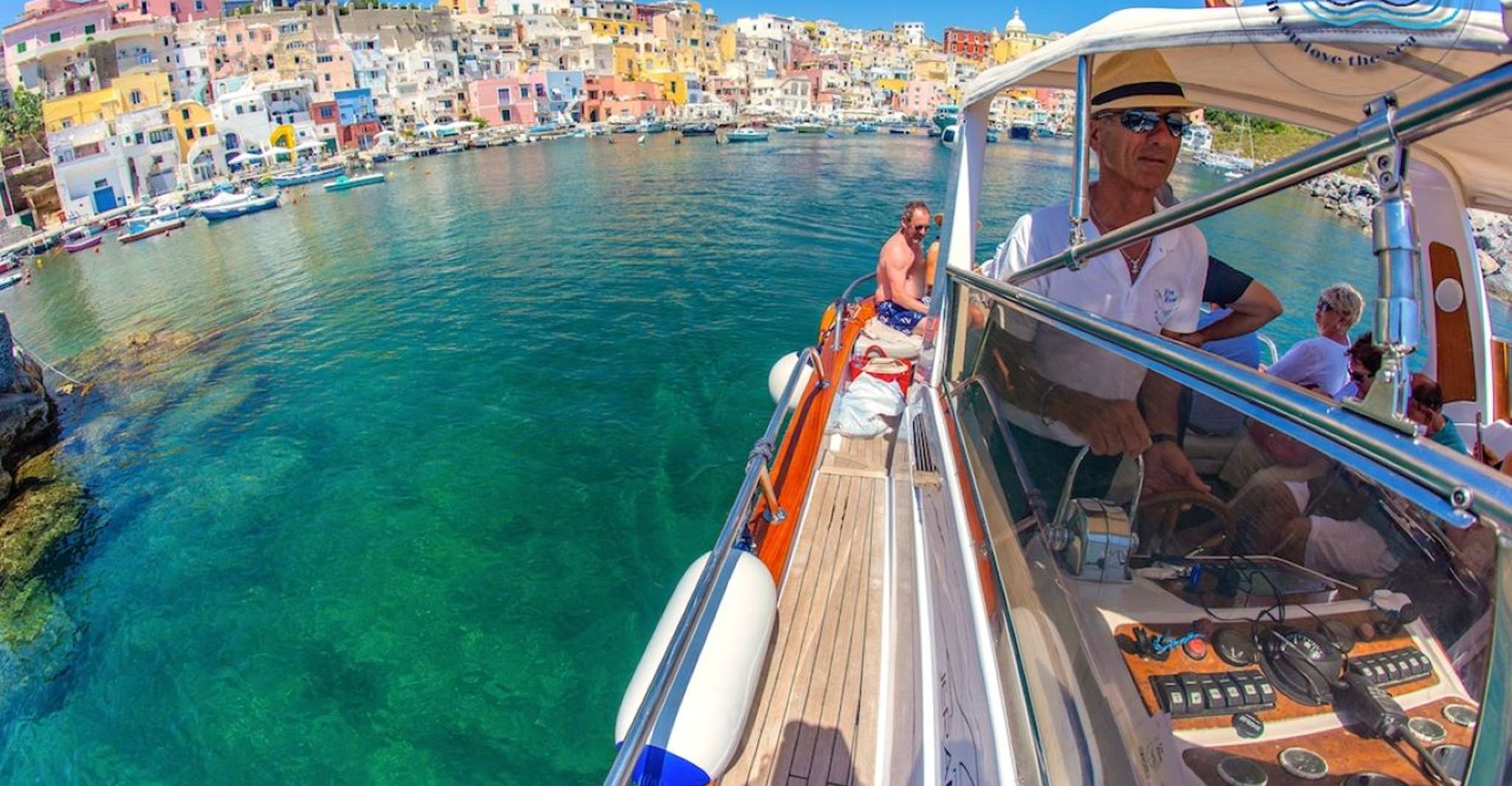 Ischiaから、Procida Island Guided Cruise - Hizvo
