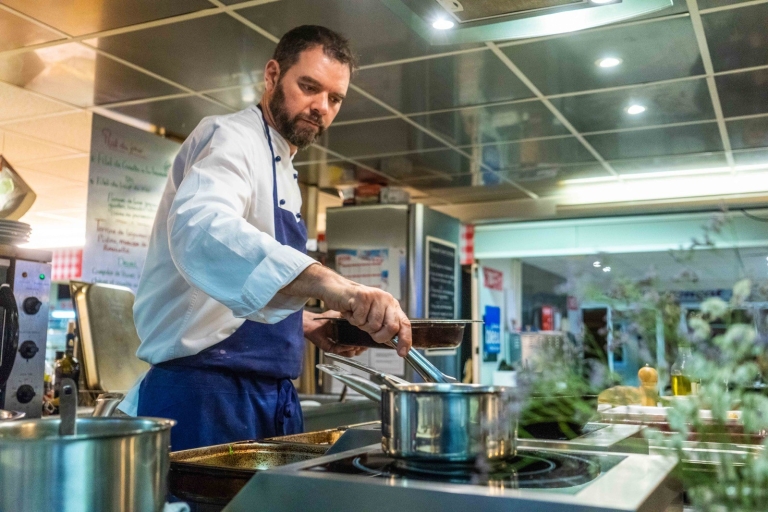 Avignon: Cooking Class and Lunch with a Local Chef Workshop + Transfer