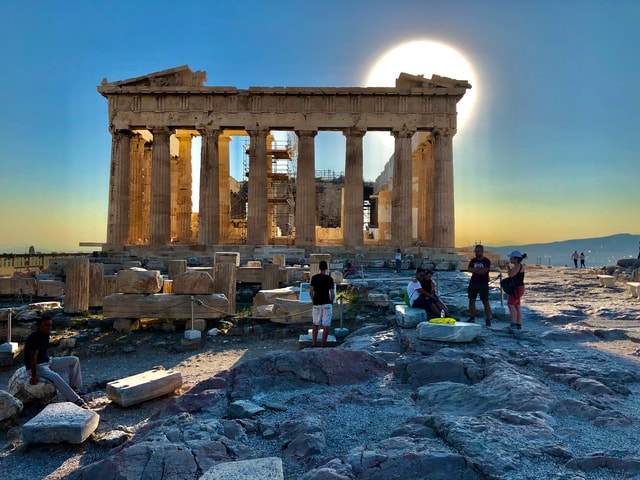 Athens:Acropolis - Historical Center Walking Tour in Spanish