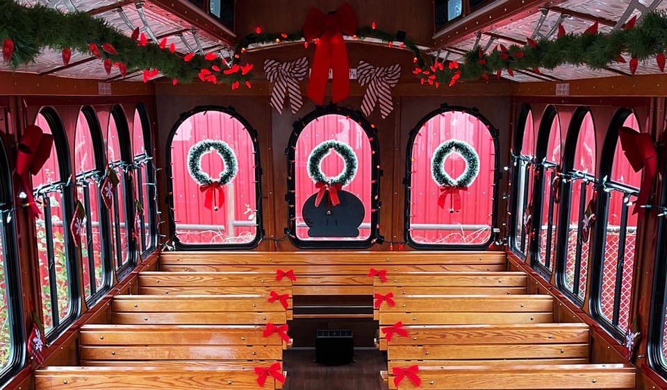 Kingston Christmas Light Trolley Tour GetYourGuide
