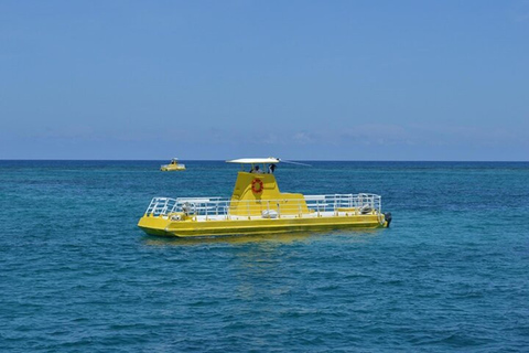 Cancún: Hop-on Hop-off Bus Tour with Submarine Trip