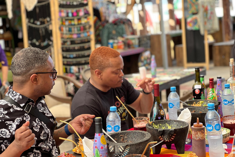 San José del Cabo:Cooking Class +Margaritas & Mezcal tasting