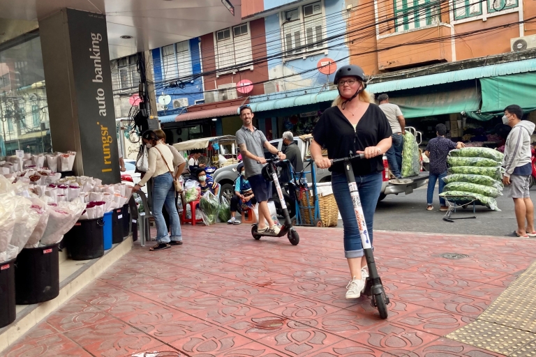 Bangkok: elektrische scootertour langs hoogtepunten van de stadBangkok Classic door Escooter FunRide