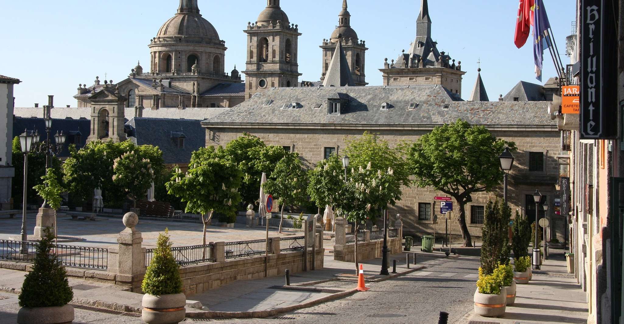 From Madrid, Escorial Monastery & Valley of the Fallen Tour - Housity