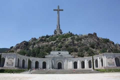 From Madrid: Escorial Monastery & Valley Private Tour Escorial Monastery & Valley of the Fallen Private Tour