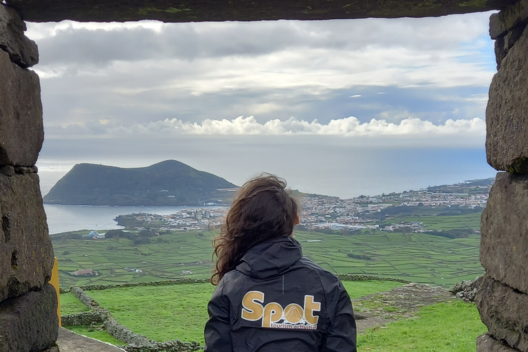 Île de Terceira : visite guidée d'une journée en bus