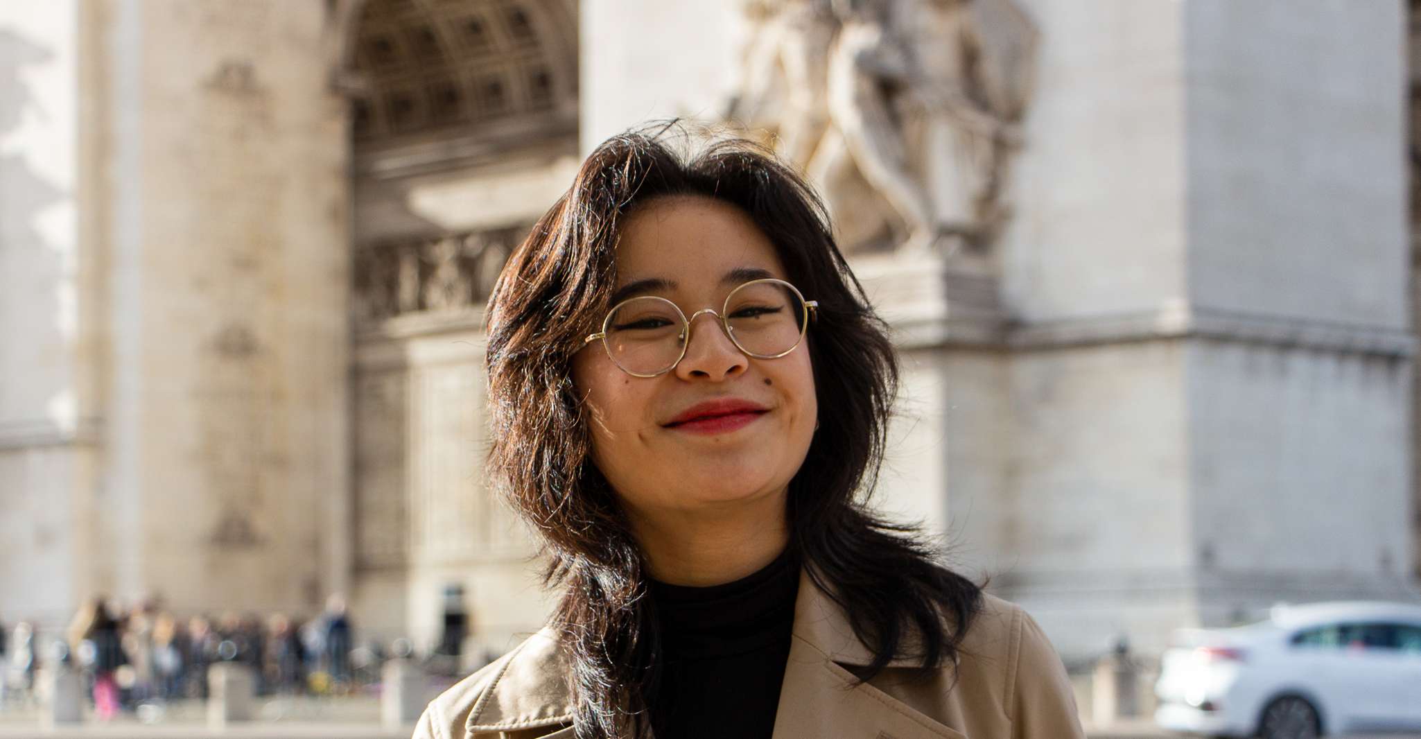 Paris: Professional Photoshoot at the Arc de Triomphe