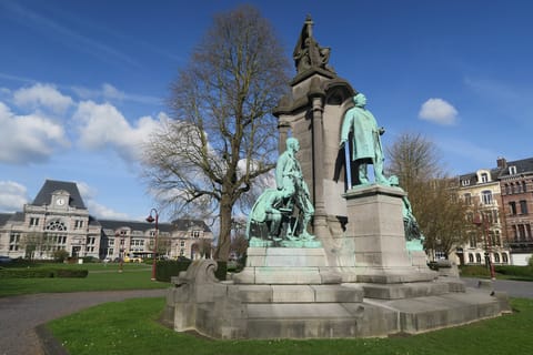 Tournai: Sherlock Holmes Smartphone App City Tour