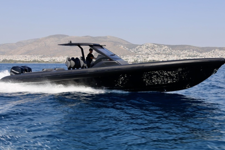 Au départ de Santorin : Paros/Antiparos Bateau à moteur privé et boissons