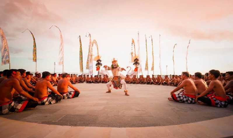 Bali: biglietti per lo spettacolo di danza Melasti Beach Kecak