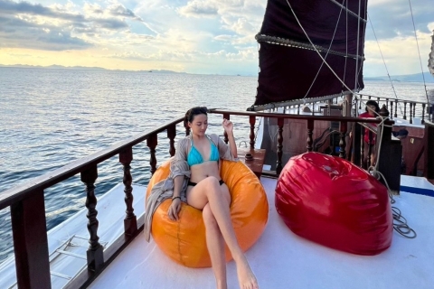 Krabi: Wunderschöne 4 Inseln mit Sonnenuntergangs-Kreuzfahrt AbendessenPrivate Tour mit Abholung von Khao Tong oder Thalane