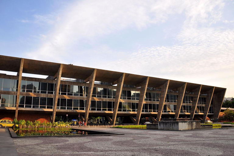 Rio de Janeiro: Modern Architecture Experience with Guide