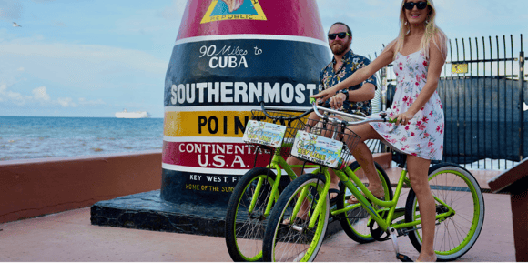 Key West: Guided Bicycle Tour with Key Lime Pie