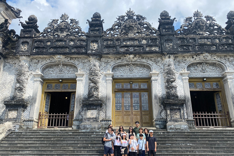 Hoi An Walking Food Tour und Fußmassage