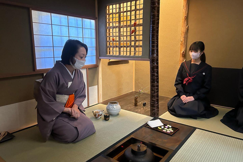 Kyoto: cérémonie du thé traditionnelle et confection du thé matchaCérémonie de thé privée