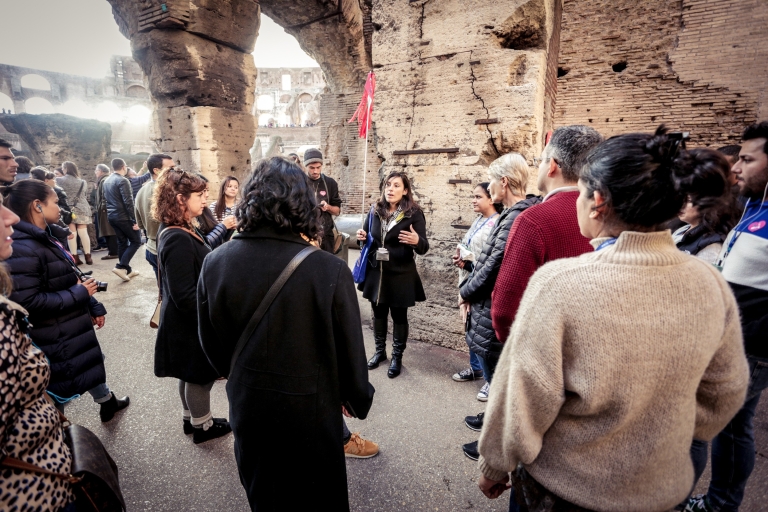 Roma: tour de 8 personas por el Coliseo, el Foro Romano y el monte PalatinoTour en francés con punto de encuentro