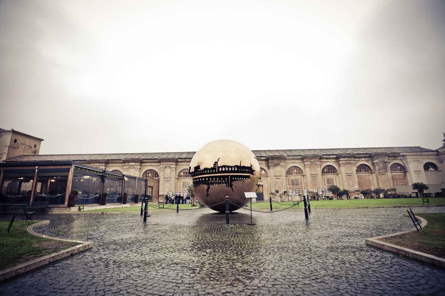 Rome: 1 Day Vatican & Colosseum Tour