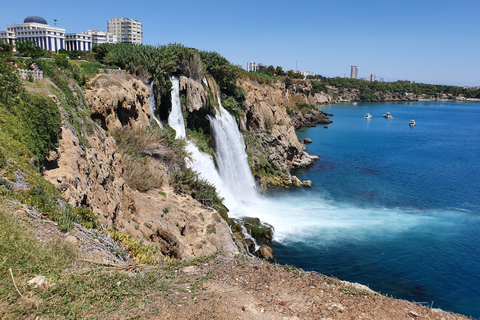 Antalya: Ontspannen boottocht met lunch naar de Duden watervalOntmoeting op de boot
