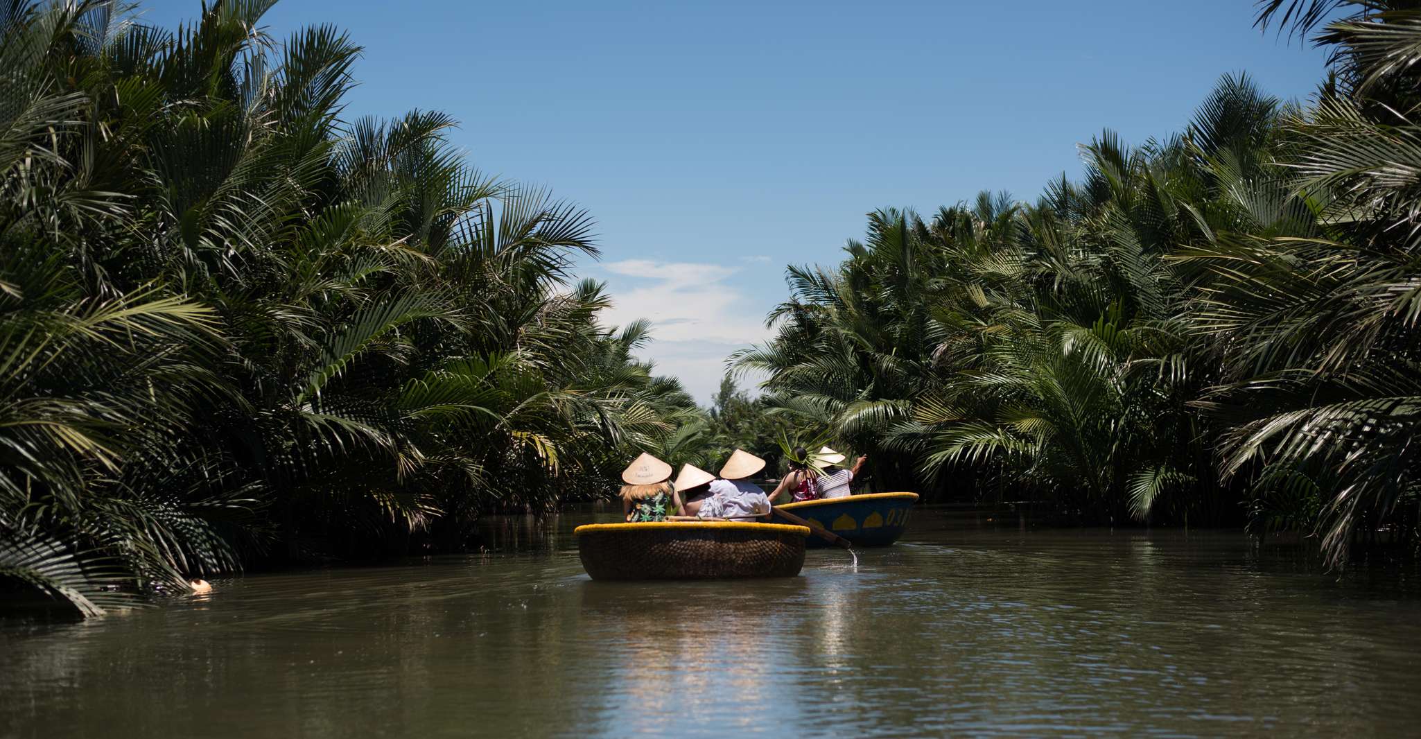 Basket Boat Experience - Housity