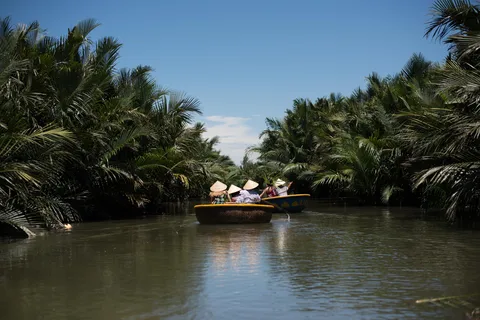 Hoi An: Paseo en barco cesta en la aldea de los cocos de Bay mau