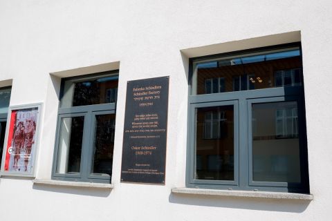 Krakow: Schindler's Factory, Jewish Ghetto and Plaszow Tour
