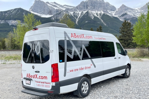 From Banff: 1-Way Private Transfer to Calgary Airport (YYC)