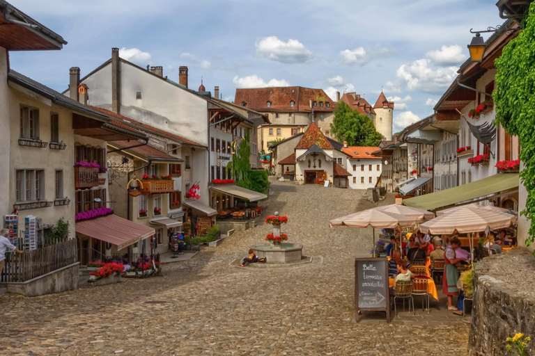 Viagem de 1 dia de carro privado de Berna a Gruyeres e Friburgo