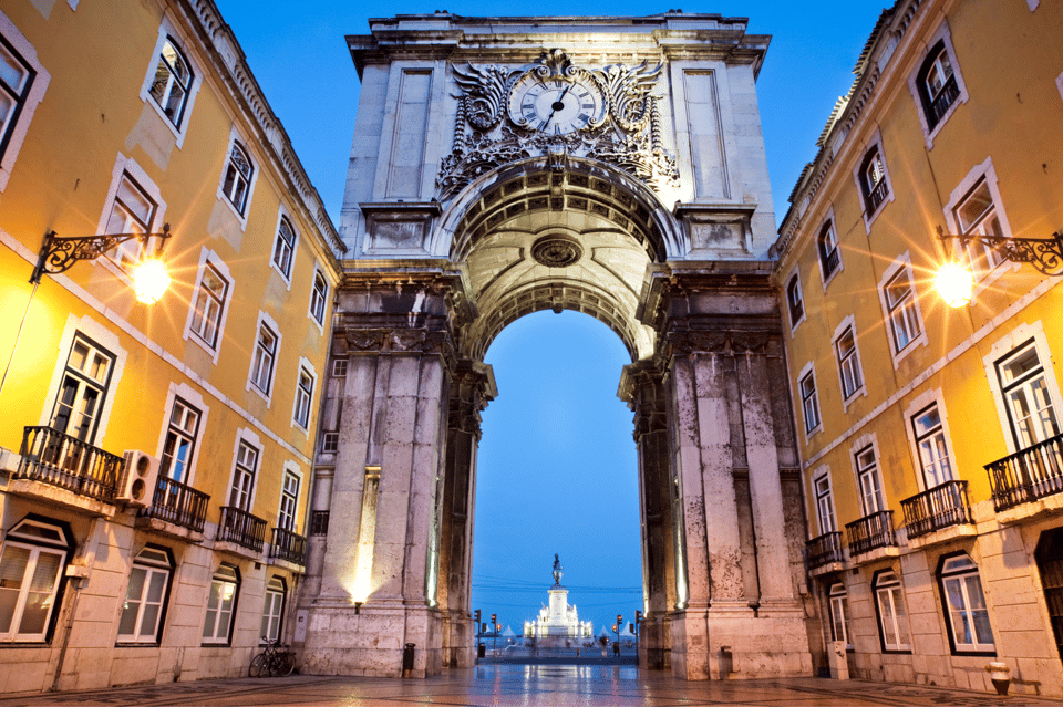 Lo Más Destacado De Lisboa Excursión Autoguiada A Pie Y Búsqueda Del Tesoro Getyourguide 5325